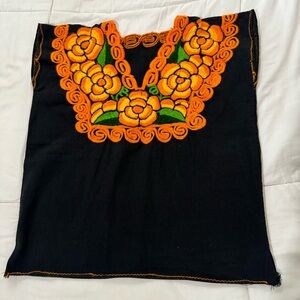 NWOT. Artesanal girls blouse